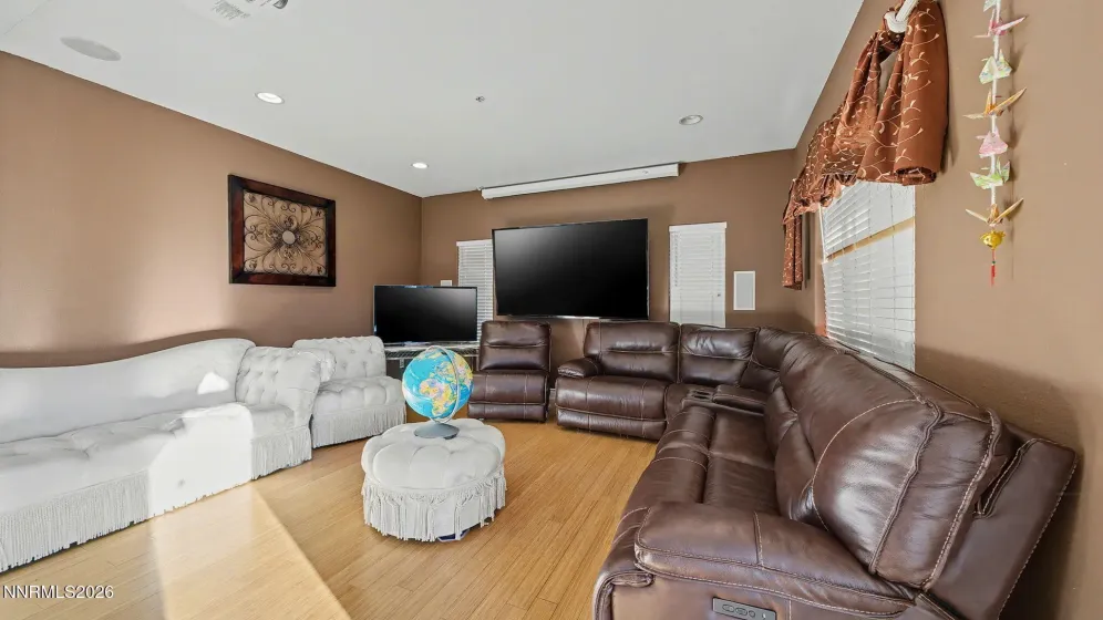 3250 Cityview, Sparks, Nevada 89431, 4 Bedrooms Bedrooms, ,3 BathroomsBathrooms,Residential,Residential,Cityview,260000527