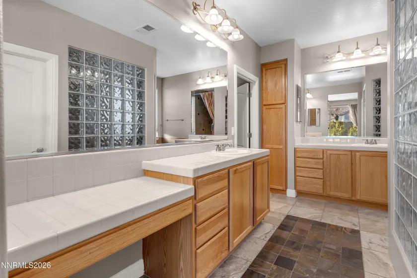 645 Paso Fino, Reno, Nevada 89521, 4 Bedrooms Bedrooms, ,4 BathroomsBathrooms,Residential,Residential,Paso Fino,260000526