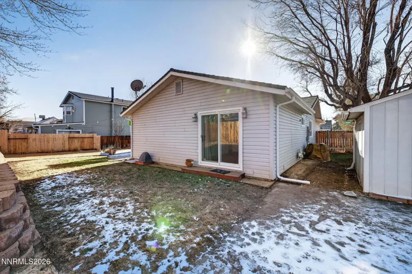 908 Pinewood, Sparks, Nevada 89434, 4 Bedrooms Bedrooms, ,2 BathroomsBathrooms,Residential,Residential,Pinewood,260000529