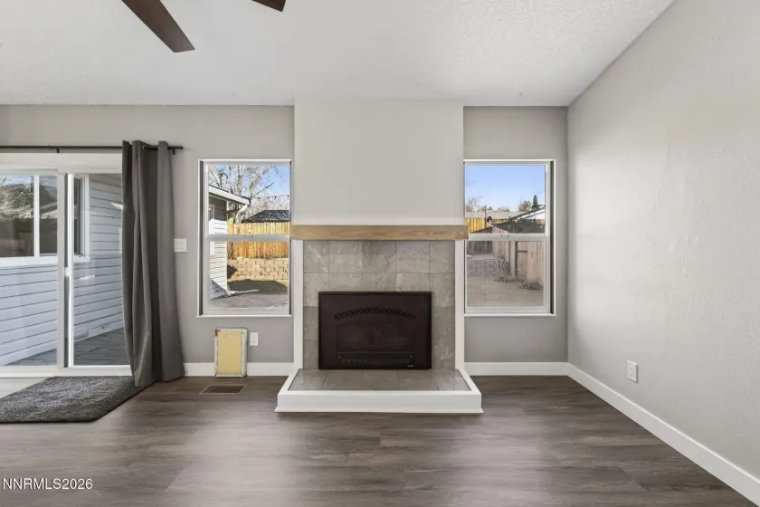 908 Pinewood, Sparks, Nevada 89434, 4 Bedrooms Bedrooms, ,2 BathroomsBathrooms,Residential,Residential,Pinewood,260000529