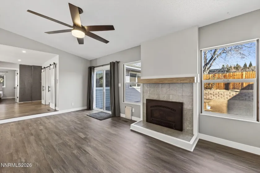 908 Pinewood, Sparks, Nevada 89434, 4 Bedrooms Bedrooms, ,2 BathroomsBathrooms,Residential,Residential,Pinewood,260000529