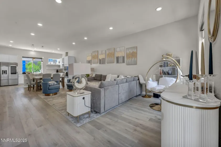 150 Rissone, Reno, Nevada 89503, 3 Bedrooms Bedrooms, ,3 BathroomsBathrooms,Residential Lease,Manufactured,Rissone,260000538