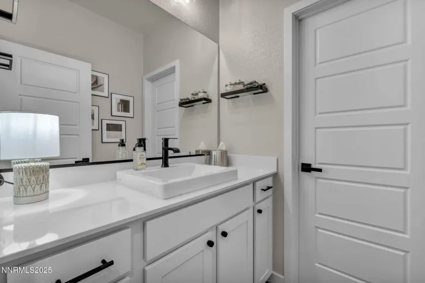 150 Rissone, Reno, Nevada 89503, 3 Bedrooms Bedrooms, ,3 BathroomsBathrooms,Residential Lease,Manufactured,Rissone,260000538