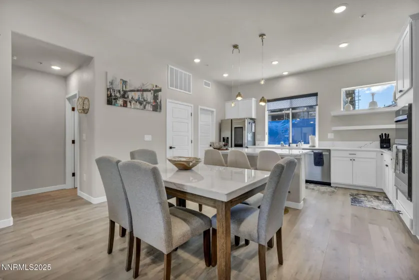 150 Rissone, Reno, Nevada 89503, 3 Bedrooms Bedrooms, ,3 BathroomsBathrooms,Residential Lease,Manufactured,Rissone,260000538