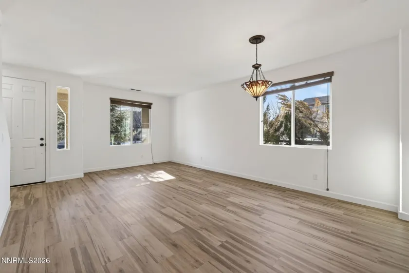 7422 Windswept, Sparks, Nevada 89436, 4 Bedrooms Bedrooms, ,3 BathroomsBathrooms,Residential,Residential,Windswept,250005921