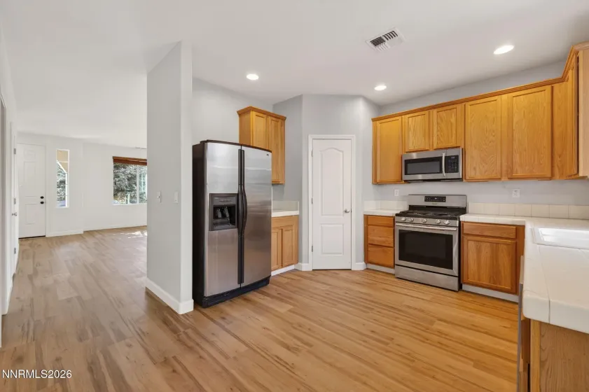 7422 Windswept, Sparks, Nevada 89436, 4 Bedrooms Bedrooms, ,3 BathroomsBathrooms,Residential,Residential,Windswept,250005921