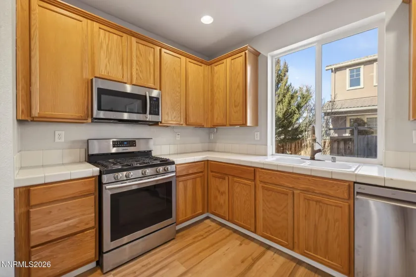 7422 Windswept, Sparks, Nevada 89436, 4 Bedrooms Bedrooms, ,3 BathroomsBathrooms,Residential,Residential,Windswept,250005921