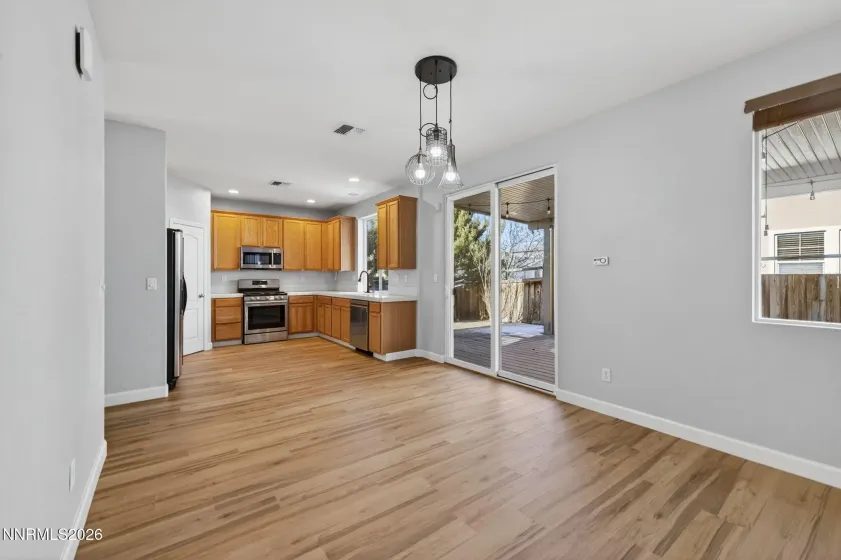 7422 Windswept, Sparks, Nevada 89436, 4 Bedrooms Bedrooms, ,3 BathroomsBathrooms,Residential,Residential,Windswept,250005921