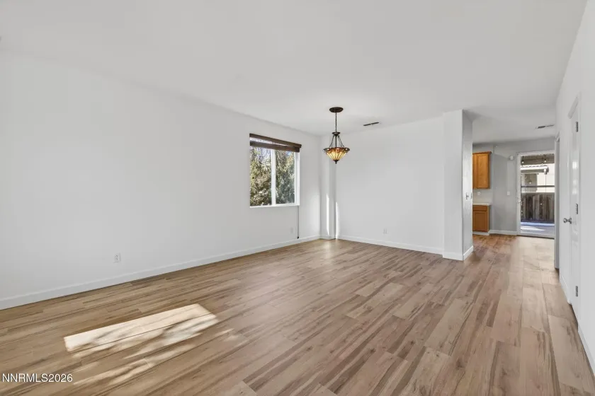 7422 Windswept, Sparks, Nevada 89436, 4 Bedrooms Bedrooms, ,3 BathroomsBathrooms,Residential,Residential,Windswept,250005921