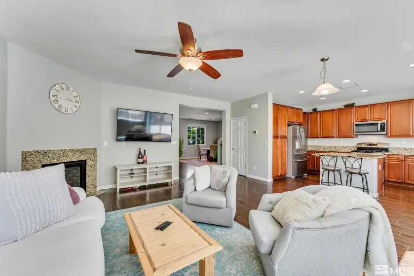 2725 Peavine Creek, Reno, Nevada 89523, 3 Bedrooms Bedrooms, ,3 BathroomsBathrooms,Residential Lease,Manufactured,Peavine Creek,260000537