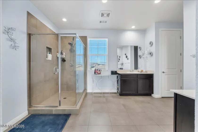 2139 Roaring Fork, Sparks, Nevada 89436, 4 Bedrooms Bedrooms, ,3 BathroomsBathrooms,Residential,Residential,Roaring Fork,260000539