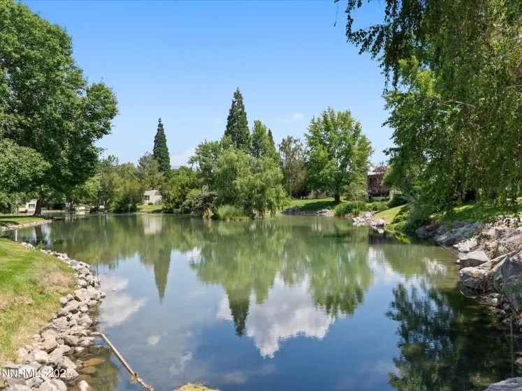 4833 Lakeridge, Reno, Nevada 89509, 2 Bedrooms Bedrooms, ,3 BathroomsBathrooms,Residential,Residential,Lakeridge,250055036