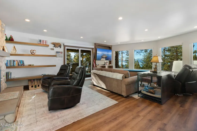 1265 Lincoln, Zephyr Cove, Nevada 89448, 3 Bedrooms Bedrooms, ,2 BathroomsBathrooms,Residential,Residential,Lincoln,260000543