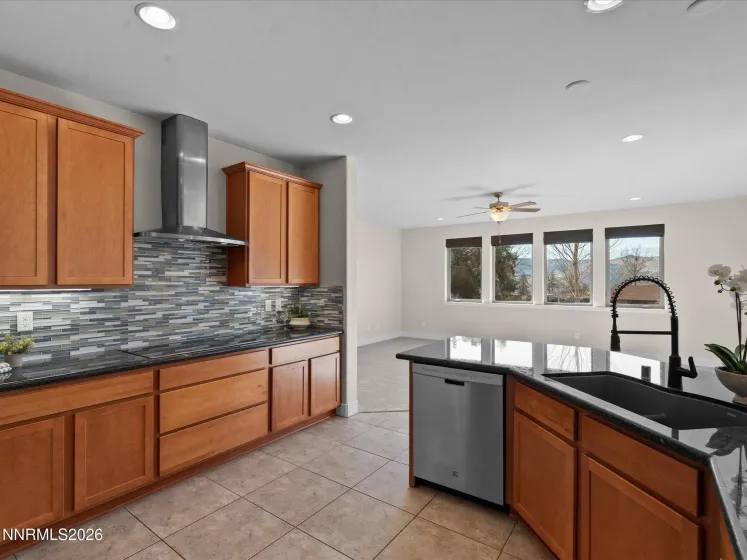 5585 Hidden Valley, Reno, Nevada 89502, 4 Bedrooms Bedrooms, ,3 BathroomsBathrooms,Residential,Residential,Hidden Valley,260000546