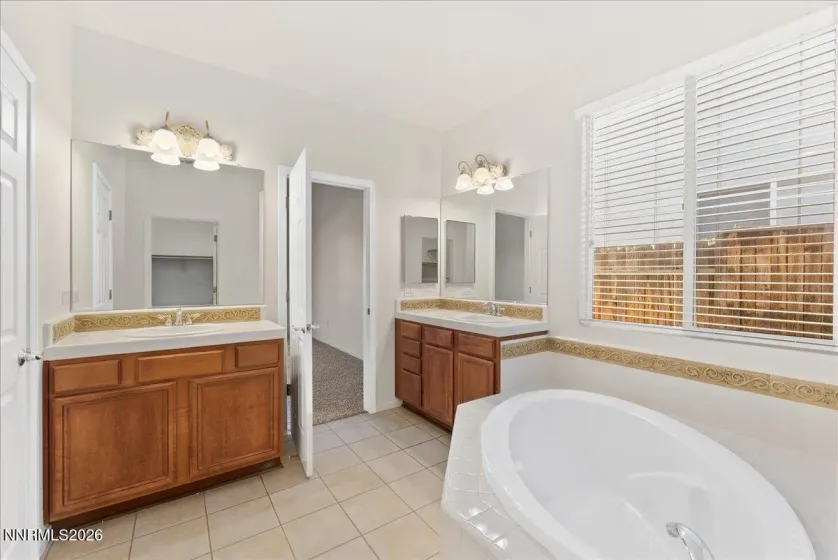 1485 Wild Wolf, Reno, Nevada 89521, 3 Bedrooms Bedrooms, ,2 BathroomsBathrooms,Residential,Residential,Wild Wolf,260000549