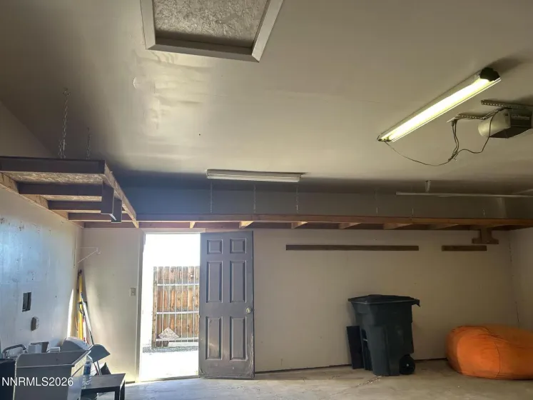 2 Pinehurst, Yerington, Nevada 89447, 3 Bedrooms Bedrooms, ,2 BathroomsBathrooms,Residential,Residential,Pinehurst,260000550