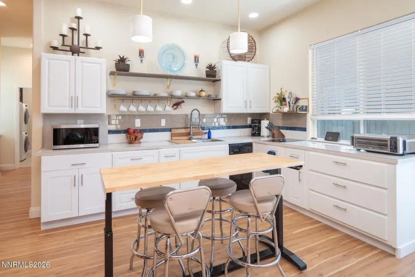 520 Stonehaven, Dayton, Nevada 89403, 3 Bedrooms Bedrooms, ,3 BathroomsBathrooms,Residential,Residential,Stonehaven,260000556