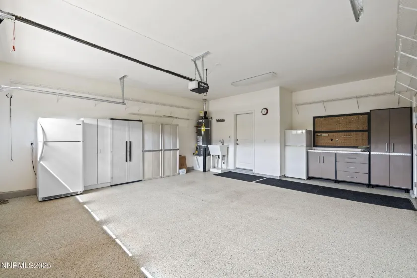 1170 Cliff Park, Reno, Nevada 89523, 3 Bedrooms Bedrooms, ,2 BathroomsBathrooms,Residential,Residential,Cliff Park,250056113