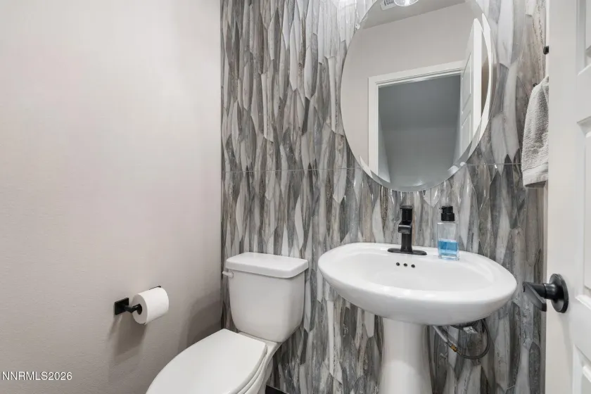 2598 Owl Rock, Reno, Nevada 89503, 4 Bedrooms Bedrooms, ,4 BathroomsBathrooms,Residential,Residential,Owl Rock,260000561