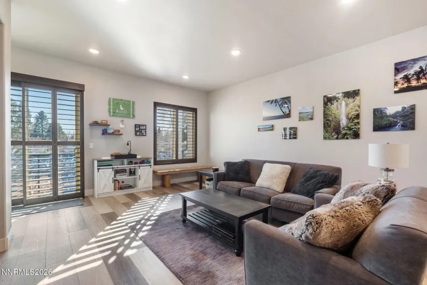 2598 Owl Rock, Reno, Nevada 89503, 4 Bedrooms Bedrooms, ,4 BathroomsBathrooms,Residential,Residential,Owl Rock,260000561