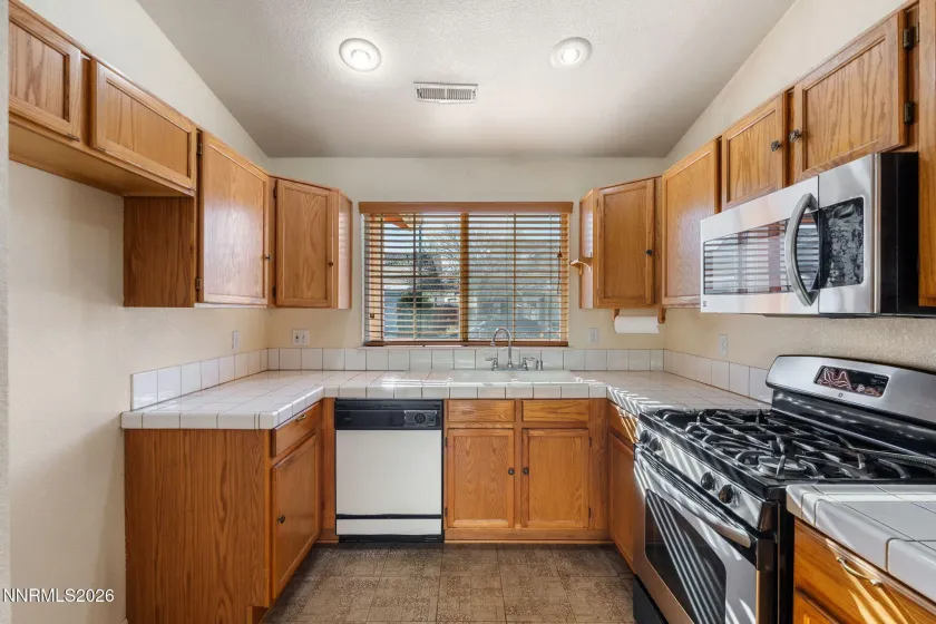 4531 China Rose, Reno, Nevada 89502, 3 Bedrooms Bedrooms, ,2 BathroomsBathrooms,Residential,Residential,China Rose,260000563