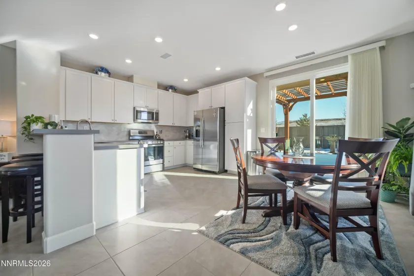 7124 Lemur Landing, Sparks, Nevada 89436, 3 Bedrooms Bedrooms, ,2 BathroomsBathrooms,Residential,Residential,Lemur Landing,260000571