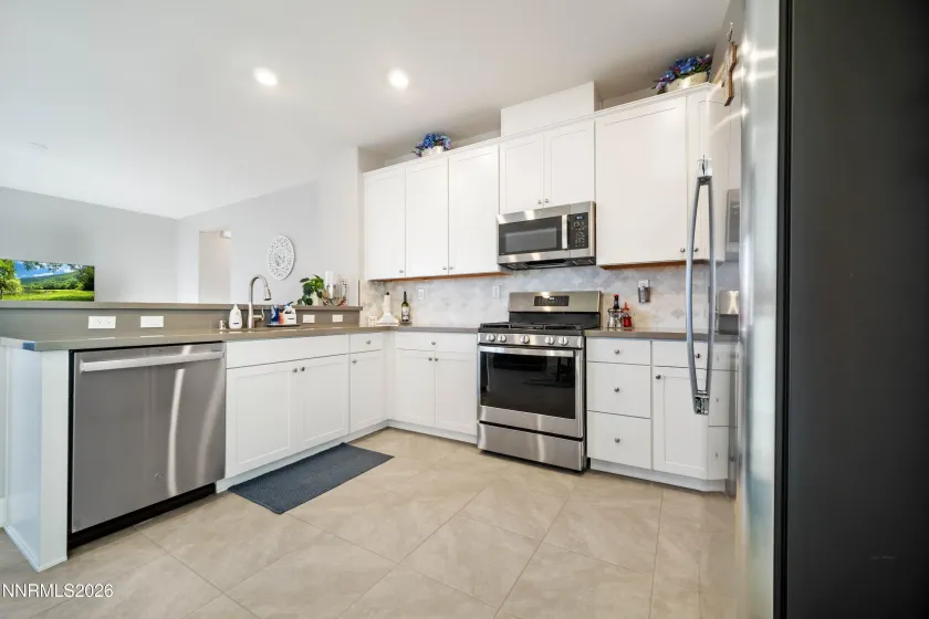 7124 Lemur Landing, Sparks, Nevada 89436, 3 Bedrooms Bedrooms, ,2 BathroomsBathrooms,Residential,Residential,Lemur Landing,260000571