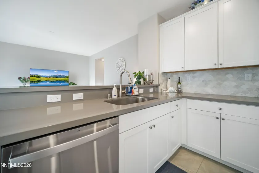 7124 Lemur Landing, Sparks, Nevada 89436, 3 Bedrooms Bedrooms, ,2 BathroomsBathrooms,Residential,Residential,Lemur Landing,260000571