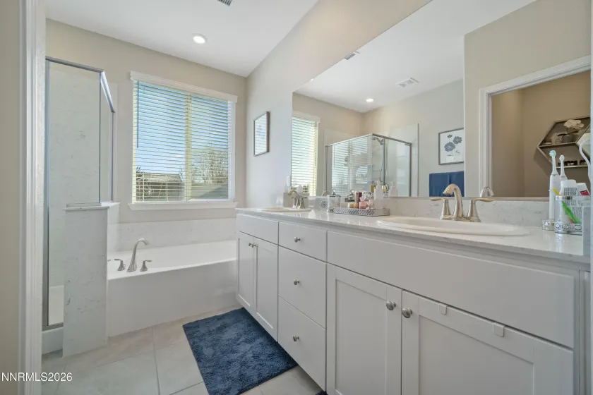 7124 Lemur Landing, Sparks, Nevada 89436, 3 Bedrooms Bedrooms, ,2 BathroomsBathrooms,Residential,Residential,Lemur Landing,260000571