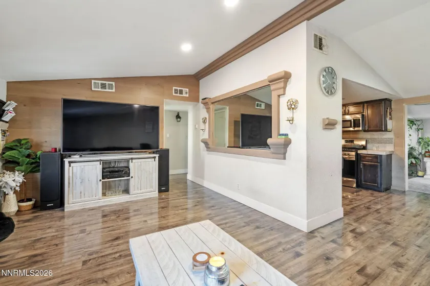 317 M, Sparks, Nevada 89431, 6 Bedrooms Bedrooms, ,2 BathroomsBathrooms,Residential,Residential,M,260000577