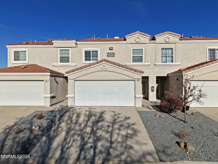 5690 Vista Hacienda, Sparks, Nevada 89436, 3 Bedrooms Bedrooms, ,3 BathroomsBathrooms,Residential,Residential,Vista Hacienda,260000578