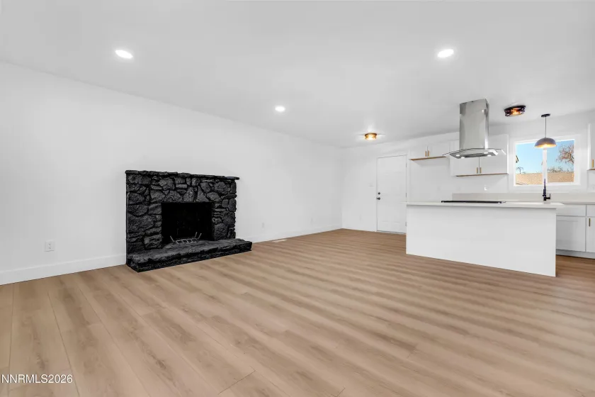 1570 Driftwood, Sparks, Nevada 89431, 3 Bedrooms Bedrooms, ,1 BathroomBathrooms,Residential,Residential,Driftwood,260000580