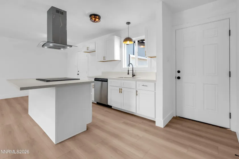 1570 Driftwood, Sparks, Nevada 89431, 3 Bedrooms Bedrooms, ,1 BathroomBathrooms,Residential,Residential,Driftwood,260000580