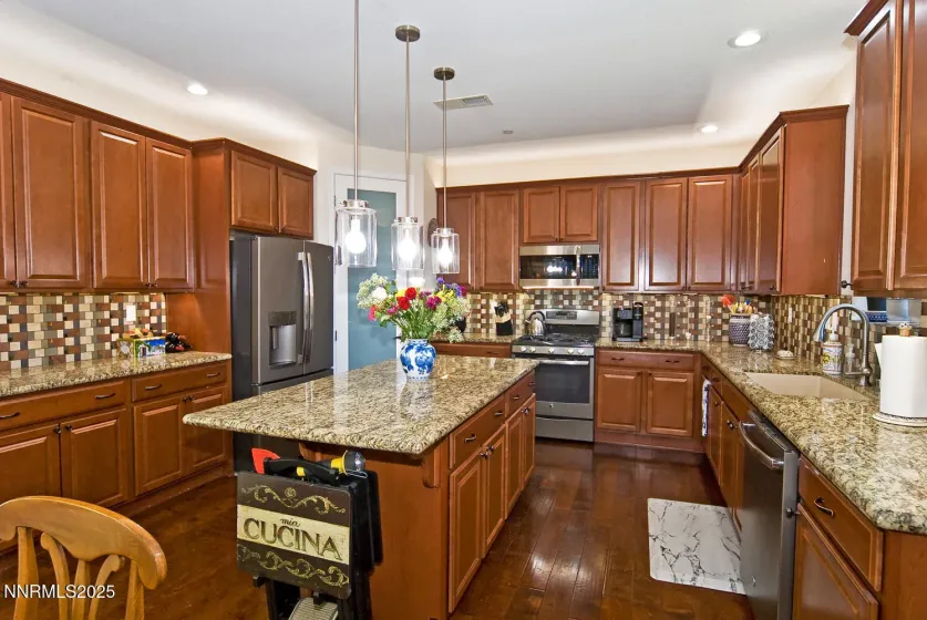 4823 Tree Swallow, Sparks, Nevada 89436, 3 Bedrooms Bedrooms, ,2 BathroomsBathrooms,Residential,Residential,Tree Swallow,260000581