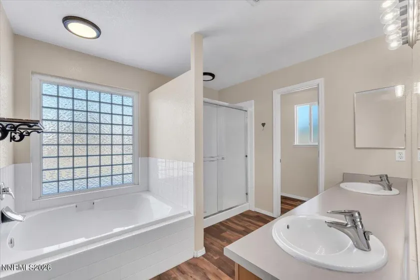 65 Rook, Sparks, Nevada 89441, 4 Bedrooms Bedrooms, ,3 BathroomsBathrooms,Residential,Residential,Rook,260000586