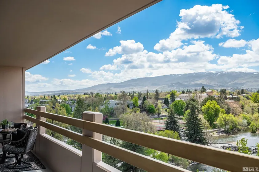 100 Arlington, Reno, Nevada 89501, 1 Bedroom Bedrooms, ,2 BathroomsBathrooms,Residential,Residential,Arlington,250005522