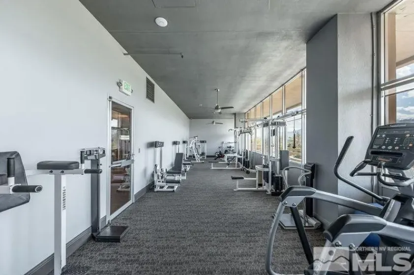 100 Arlington, Reno, Nevada 89501, 1 Bedroom Bedrooms, ,2 BathroomsBathrooms,Residential,Residential,Arlington,250005522