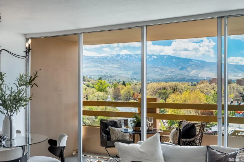 100 Arlington, Reno, Nevada 89501, 1 Bedroom Bedrooms, ,2 BathroomsBathrooms,Residential,Residential,Arlington,250005522