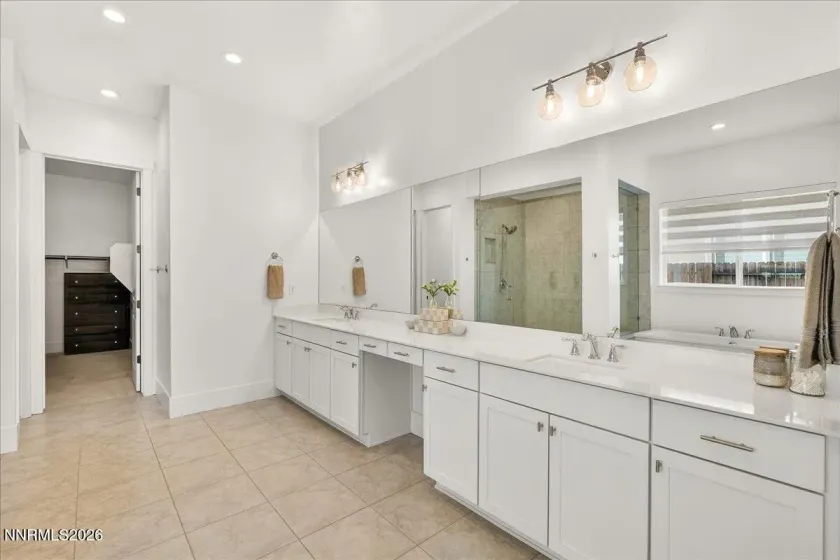 2313 Blushing Rock, Reno, Nevada 89521, 4 Bedrooms Bedrooms, ,5 BathroomsBathrooms,Residential,Residential,Blushing Rock,260000591