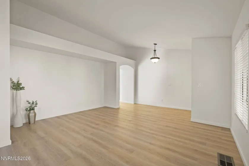 1024 Mayflower, Reno, Nevada 89509, 3 Bedrooms Bedrooms, ,2 BathroomsBathrooms,Residential,Residential,Mayflower,260000592