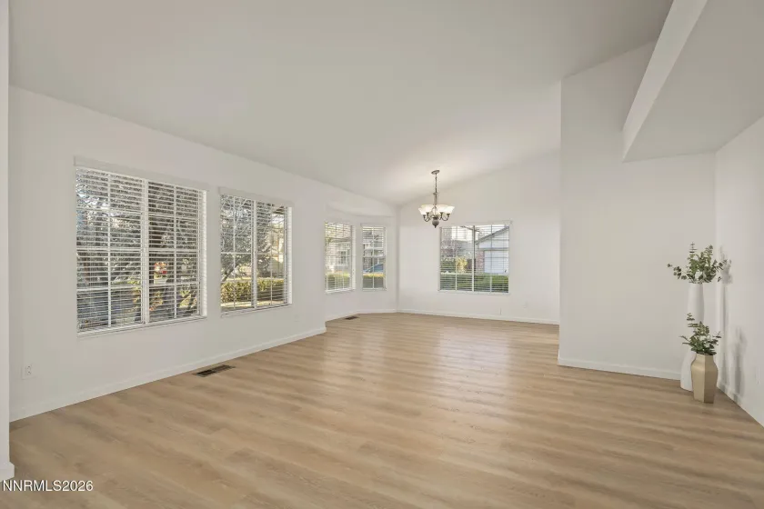 1024 Mayflower, Reno, Nevada 89509, 3 Bedrooms Bedrooms, ,2 BathroomsBathrooms,Residential,Residential,Mayflower,260000592