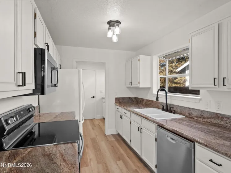 3549 Shadow, Carson City, Nevada 89705, 3 Bedrooms Bedrooms, ,2 BathroomsBathrooms,Residential,Residential,Shadow,260000594