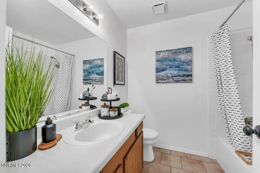 260 Veronica, Sparks, Nevada 89436, 3 Bedrooms Bedrooms, ,2 BathroomsBathrooms,Residential,Residential,Veronica,260000596