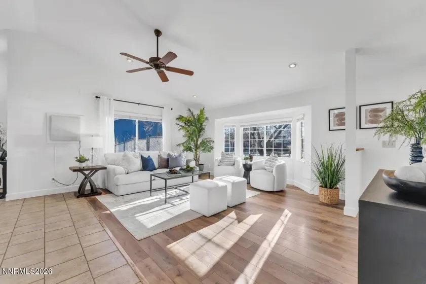 260 Veronica, Sparks, Nevada 89436, 3 Bedrooms Bedrooms, ,2 BathroomsBathrooms,Residential,Residential,Veronica,260000596