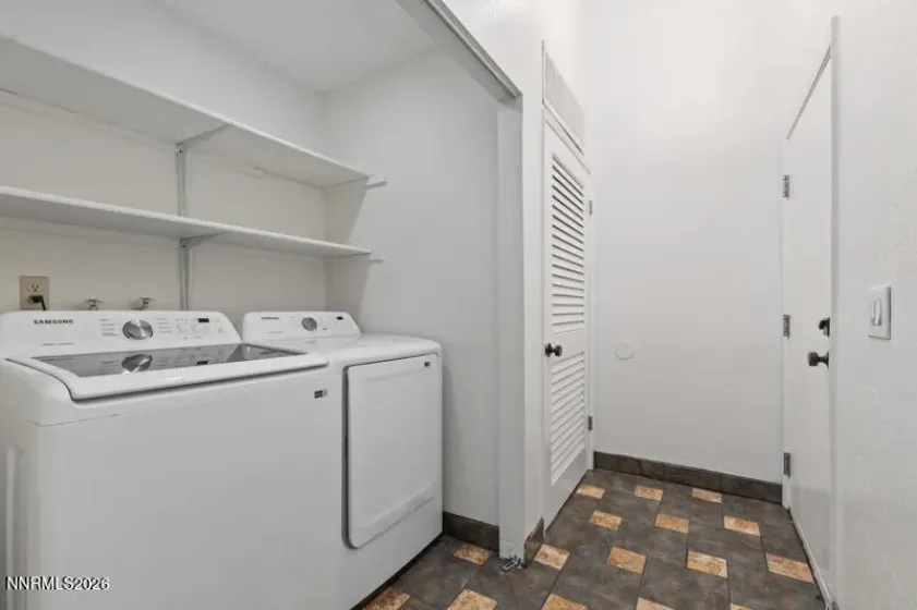 2375 Roundhouse, Sparks, Nevada 89431, 2 Bedrooms Bedrooms, ,1 BathroomBathrooms,Residential,Residential,Roundhouse,260000598