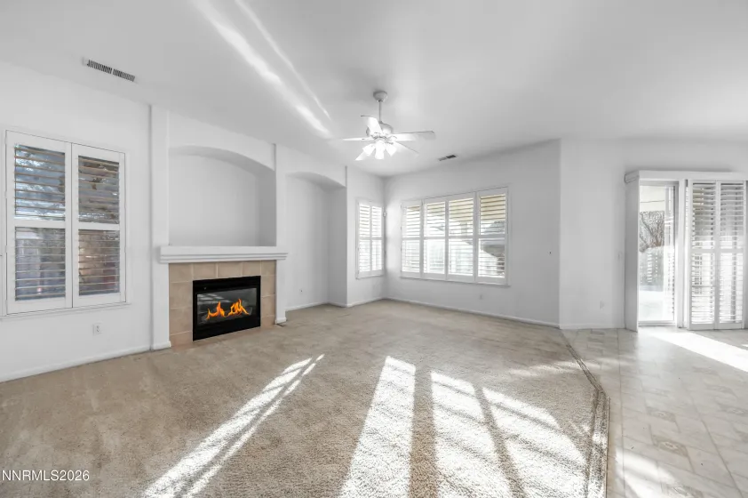 10145 Lucente, Reno, Nevada 89521, 4 Bedrooms Bedrooms, ,2 BathroomsBathrooms,Residential,Residential,Lucente,260000601