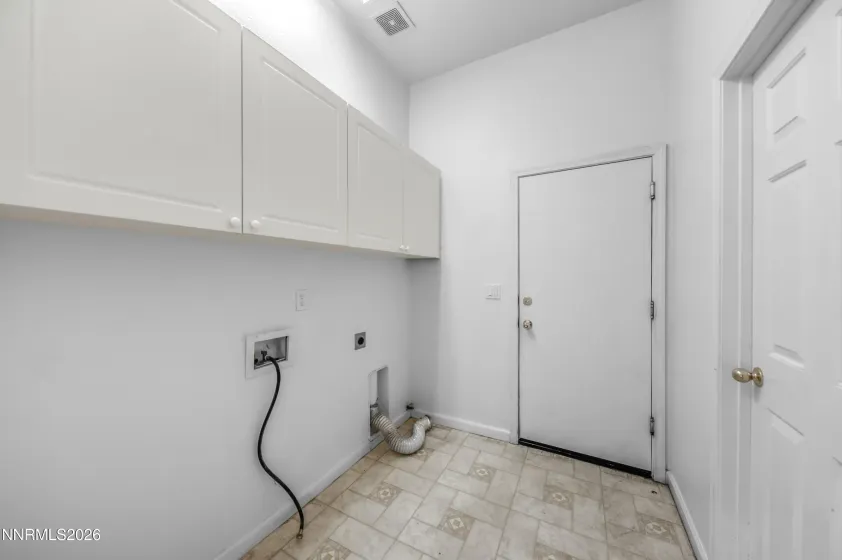 10145 Lucente, Reno, Nevada 89521, 4 Bedrooms Bedrooms, ,2 BathroomsBathrooms,Residential,Residential,Lucente,260000601