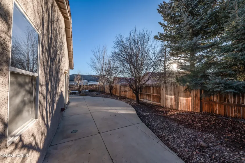 10145 Lucente, Reno, Nevada 89521, 4 Bedrooms Bedrooms, ,2 BathroomsBathrooms,Residential,Residential,Lucente,260000601
