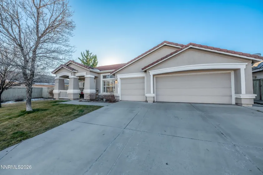 10145 Lucente, Reno, Nevada 89521, 4 Bedrooms Bedrooms, ,2 BathroomsBathrooms,Residential,Residential,Lucente,260000601