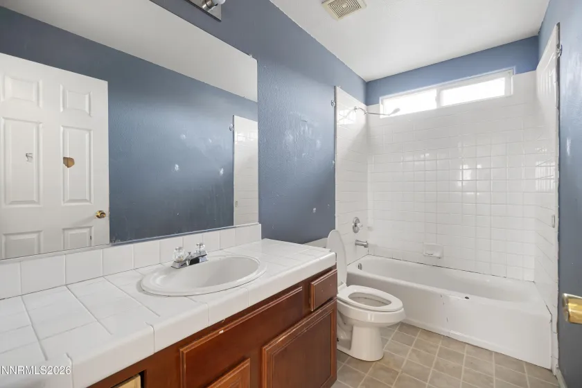 2325 Sapphire Ridge, Reno, Nevada 89523, 3 Bedrooms Bedrooms, ,2 BathroomsBathrooms,Residential,Residential,Sapphire Ridge,260000603